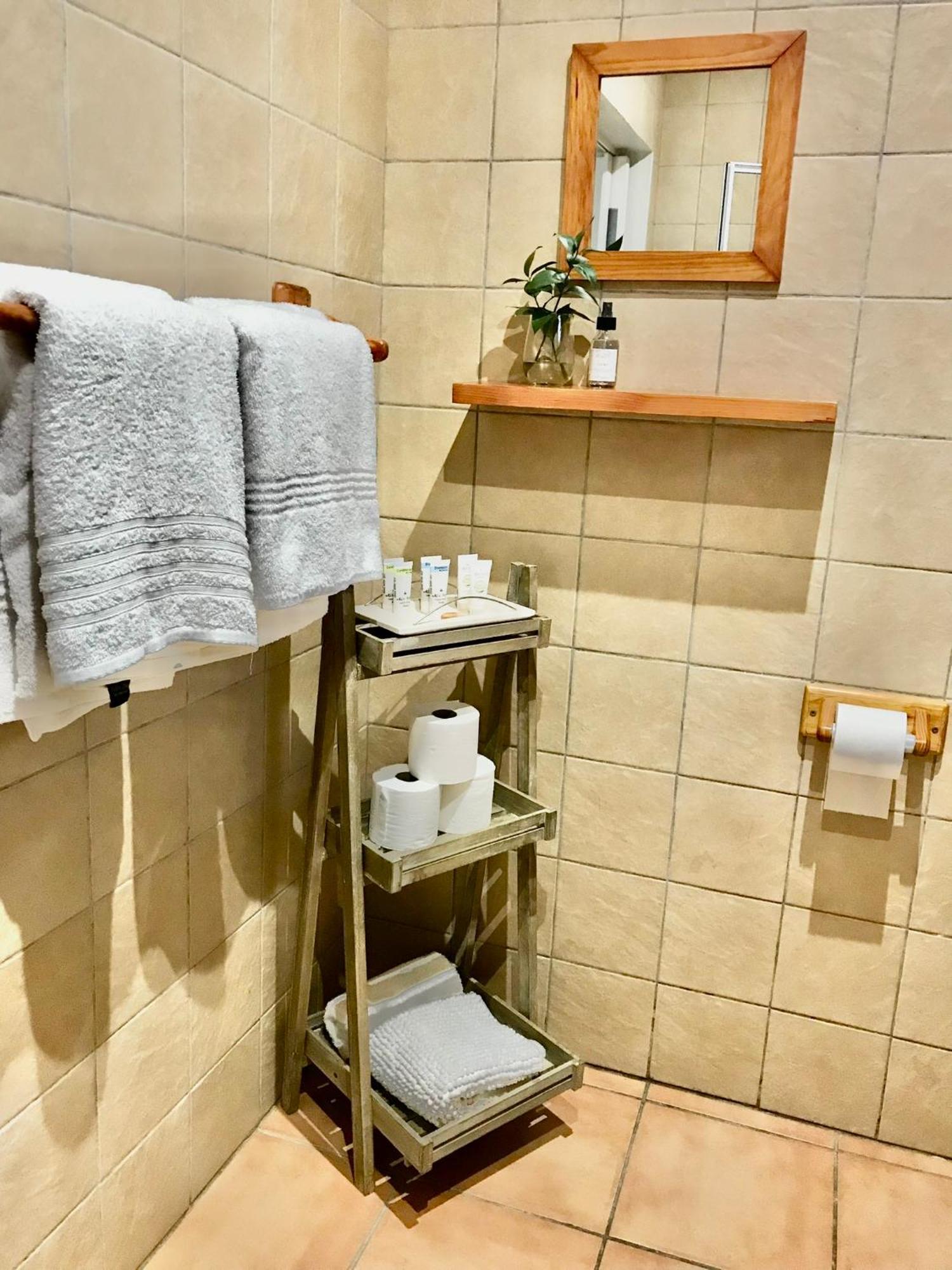 10Vdw Self Catering Apartments Дурбанвілл Екстер'єр фото