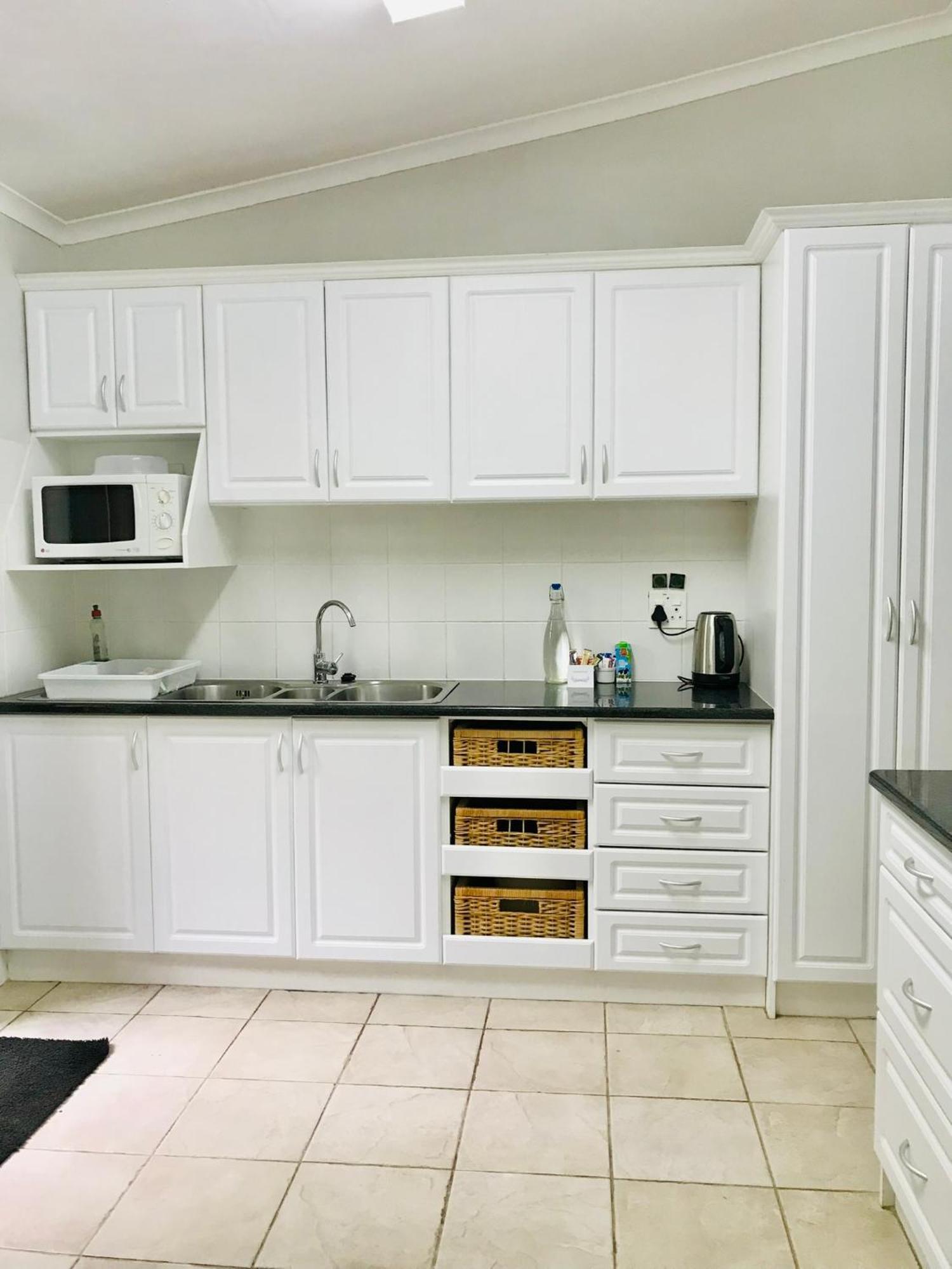 10Vdw Self Catering Apartments Дурбанвілл Екстер'єр фото